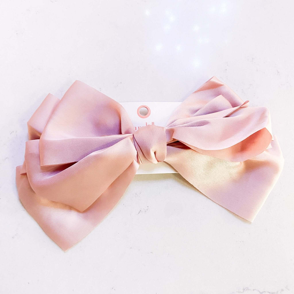 Chic Bow - MomQueenBoutique