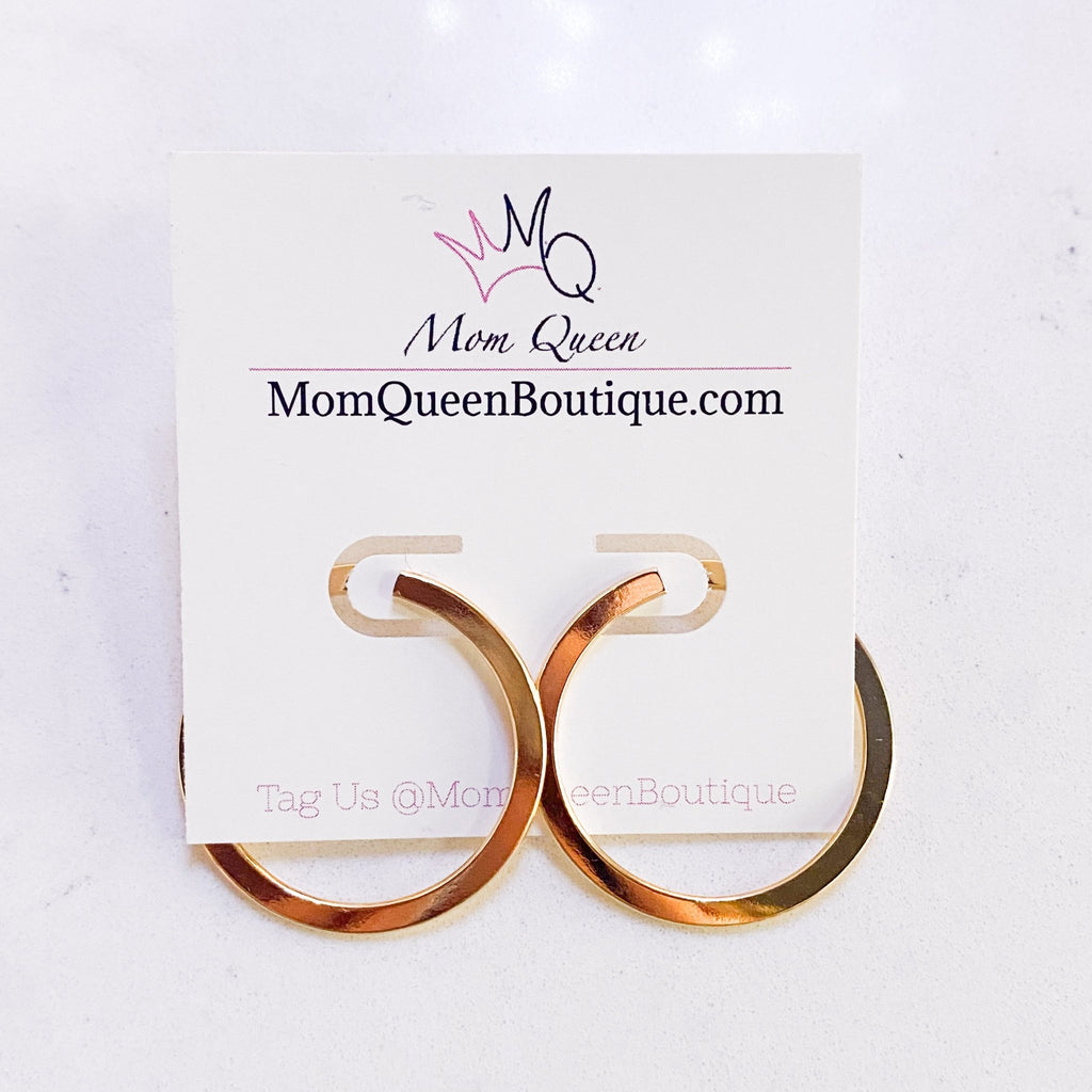 #Chic&Twisted Earrings￼ - MomQueenBoutique