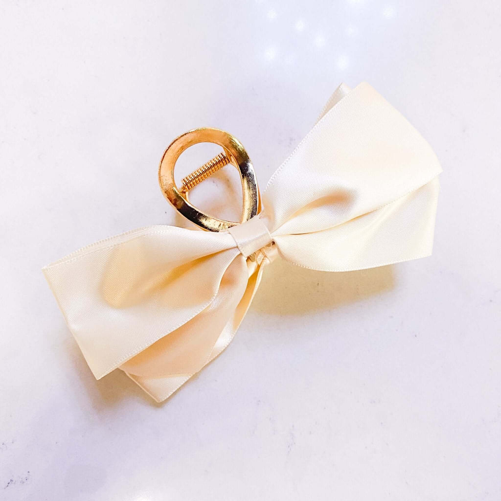 Classy Chick Bow Clip - MomQueenBoutique