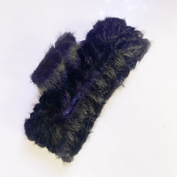 Fuzzy Claw Clip - MomQueenBoutique