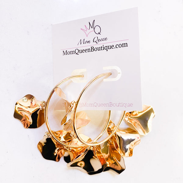 #GoldenFlower Earrings - MomQueenBoutique