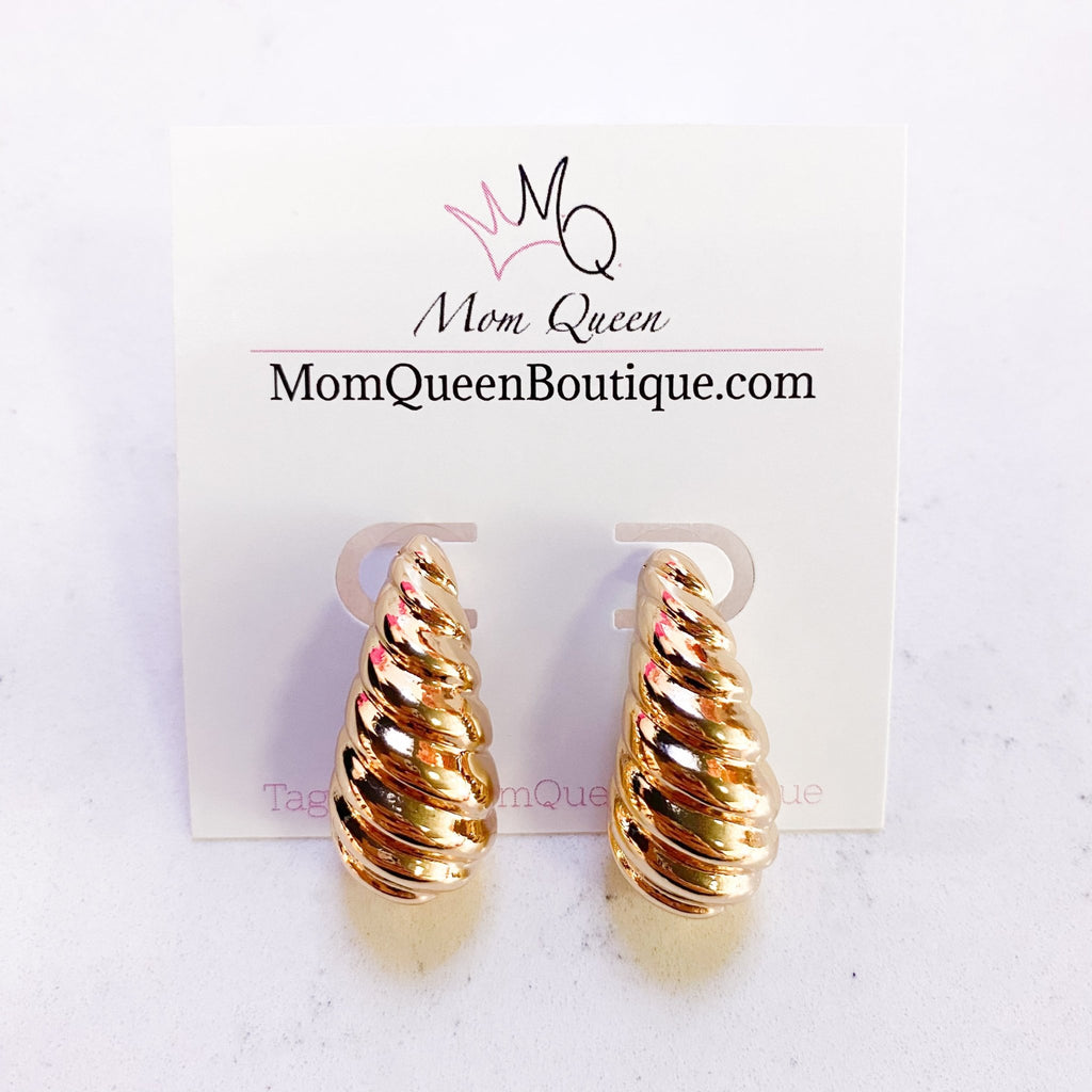 #GoldenSwirl Earrings - MomQueenBoutique