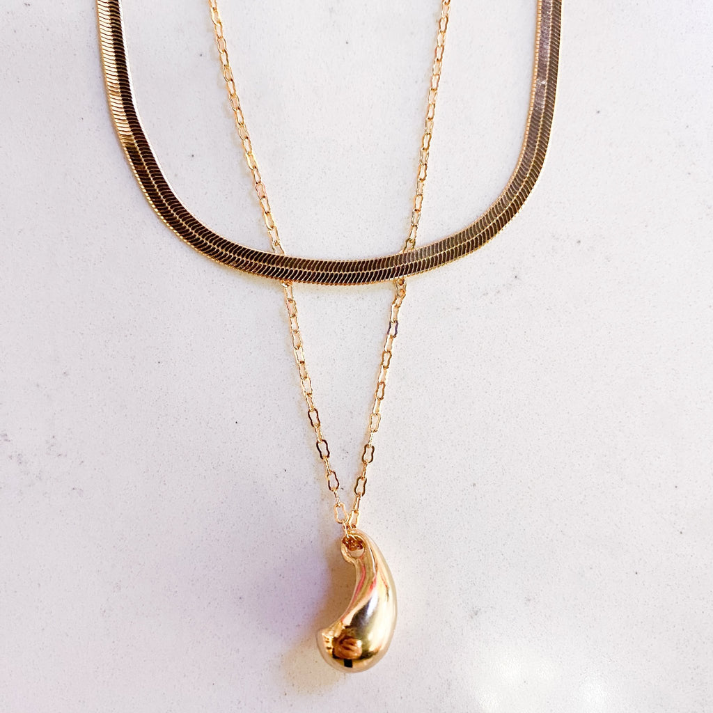 Radiant Drop Necklace - MomQueenBoutique