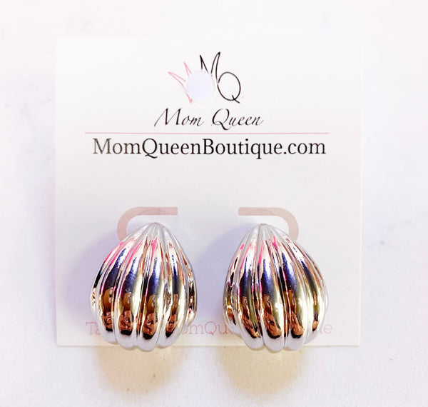 #SilverTwirl Earrings - MomQueenBoutique