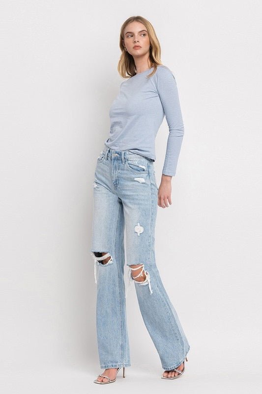 The Ainsley Jeans: Light Wash Wide Leg Jeans - MomQueenBoutique