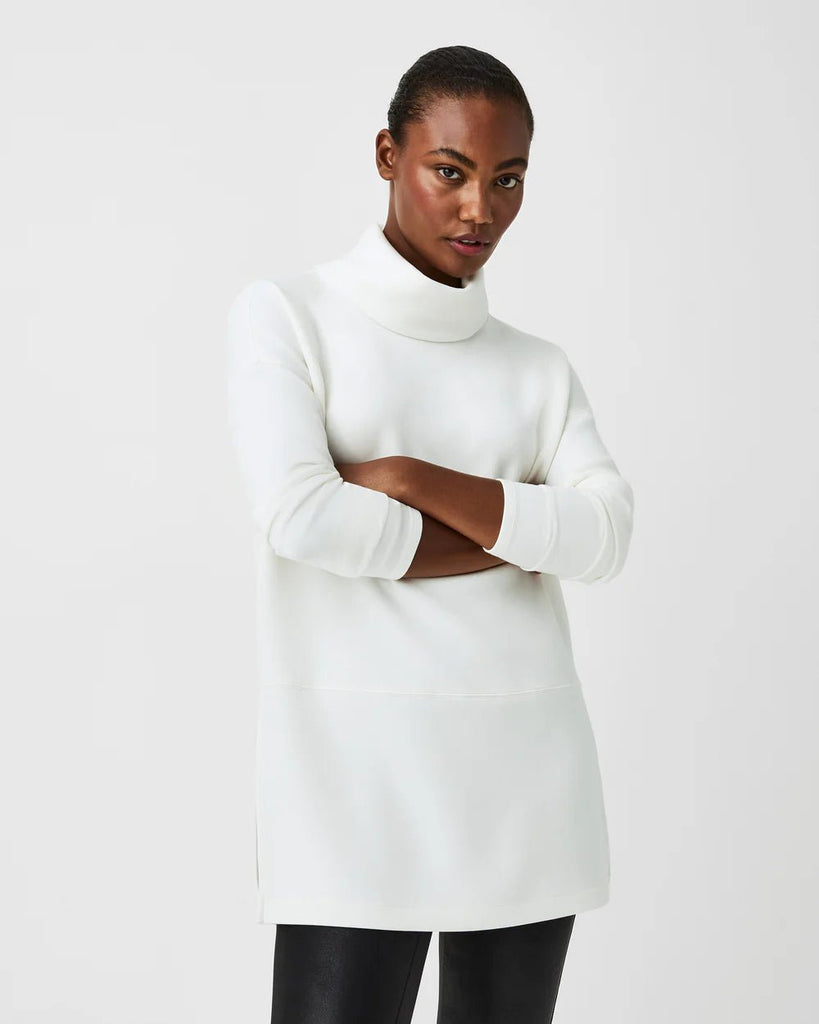 The SPANX Air Essentials Turtleneck Tunic - MomQueenBoutique