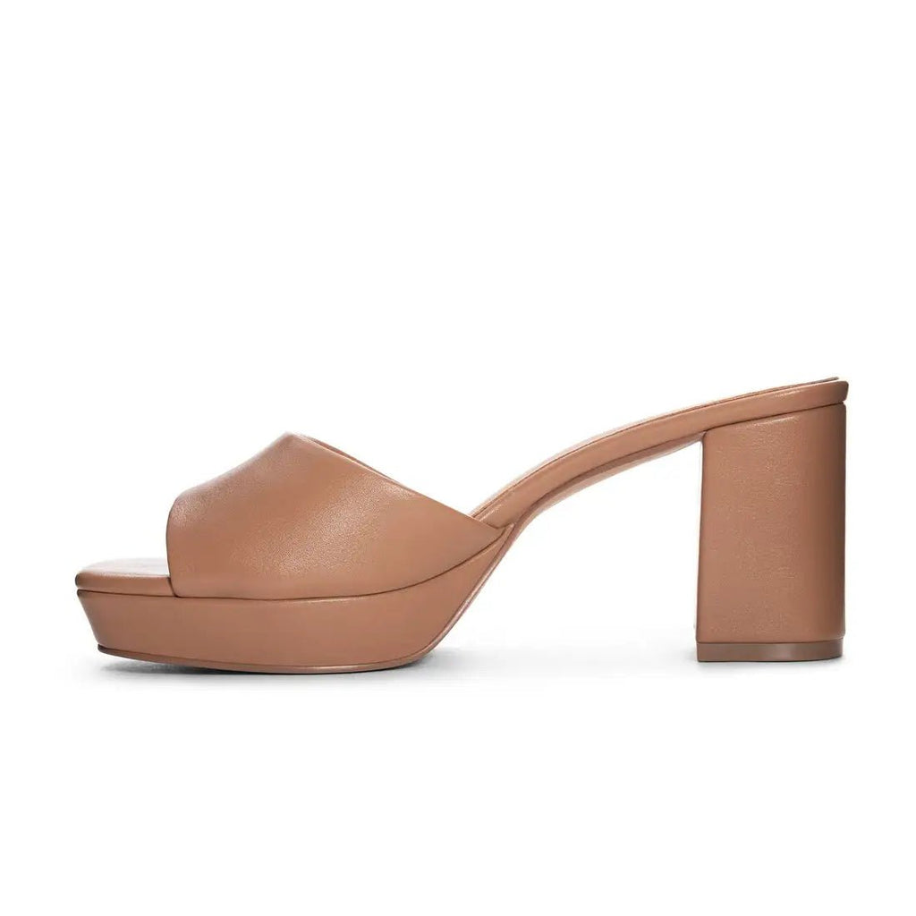 The Tai Sandal: Tan Chucky Heel Slide - MomQueenBoutique