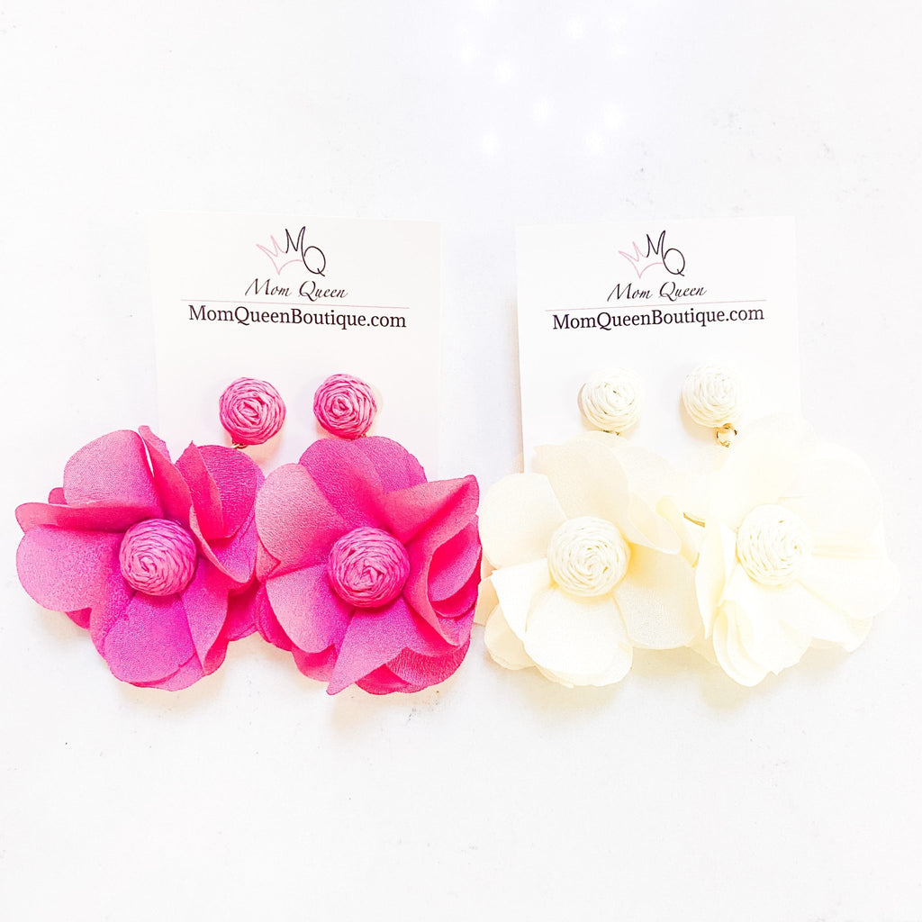 #FlowerPower Earrings - MomQueenBoutique