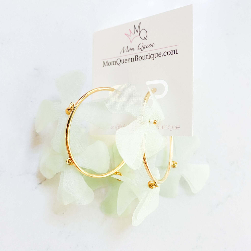 Little Petal Earrings - MomQueenBoutique