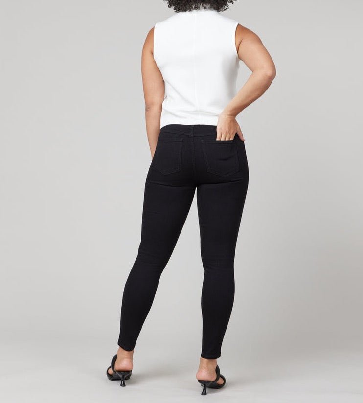 The Faux Patent Leather Leggings by SPANX– MomQueenBoutique