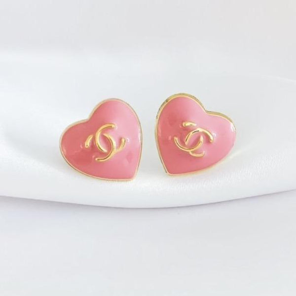 The Pink Valentine Earrings: Heart Stud Earrings - MomQueenBoutique